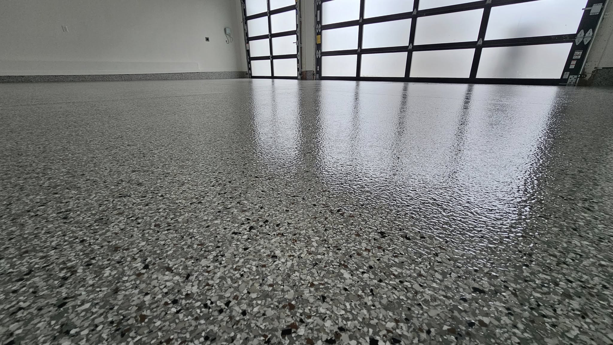 Garage epoxy flake floor